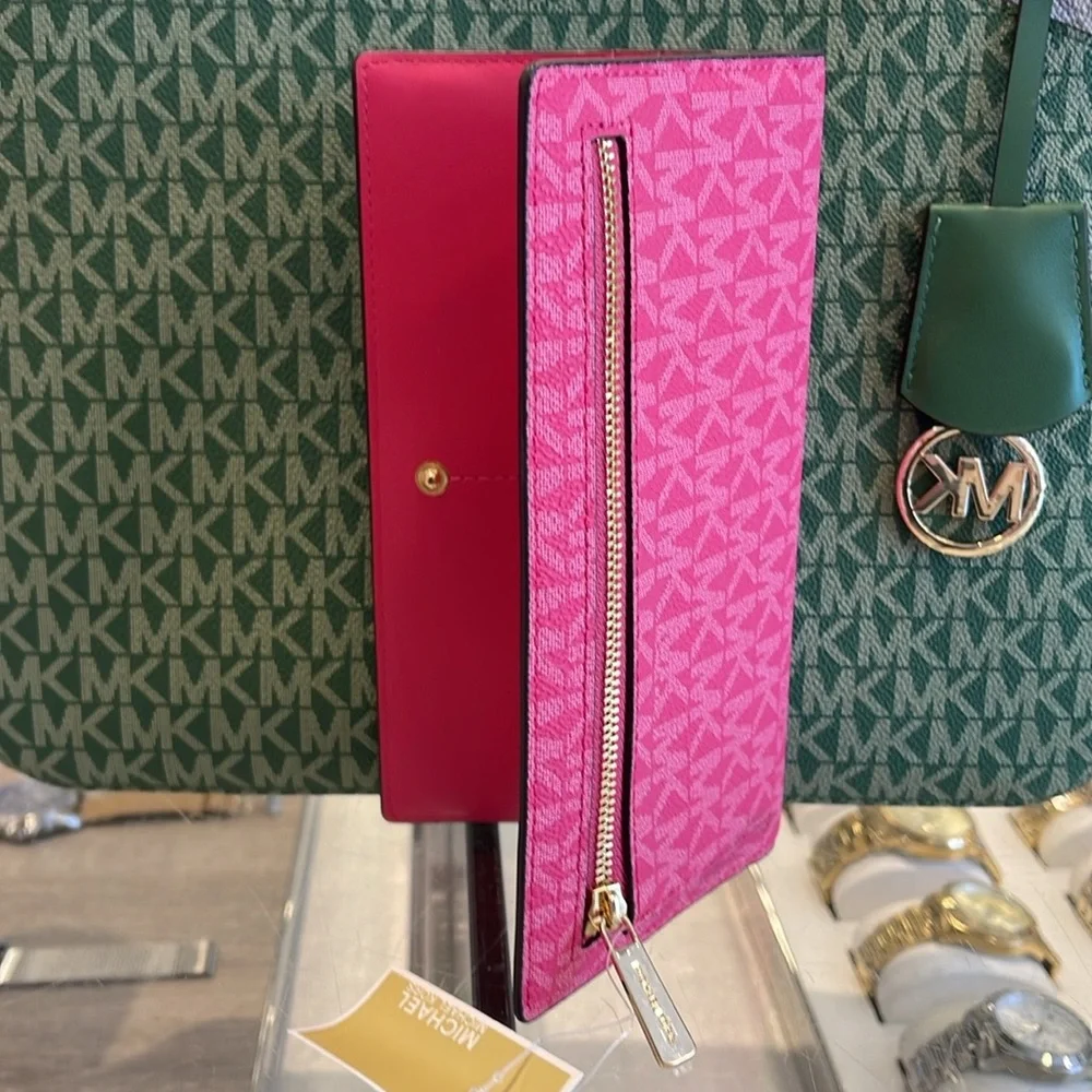 MICHAEL KORS Reed Large Snap Signature Wallet Electric Pink NWT