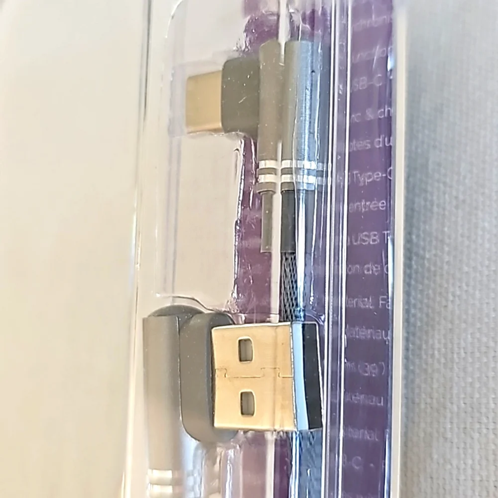 USB with C charger nwt