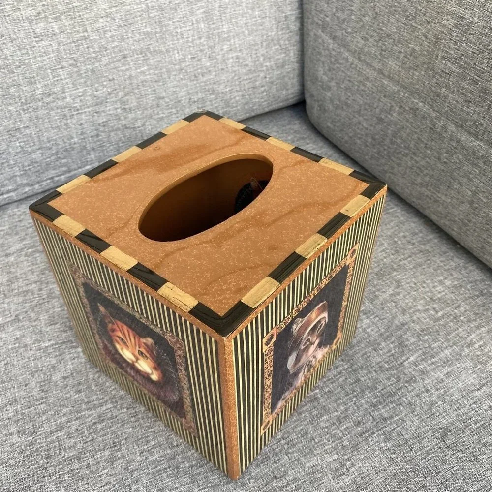 ANNIE MODICA Royal CAT Tissue Holder DECOUPAGE ART RENAISSANCE ROYAL