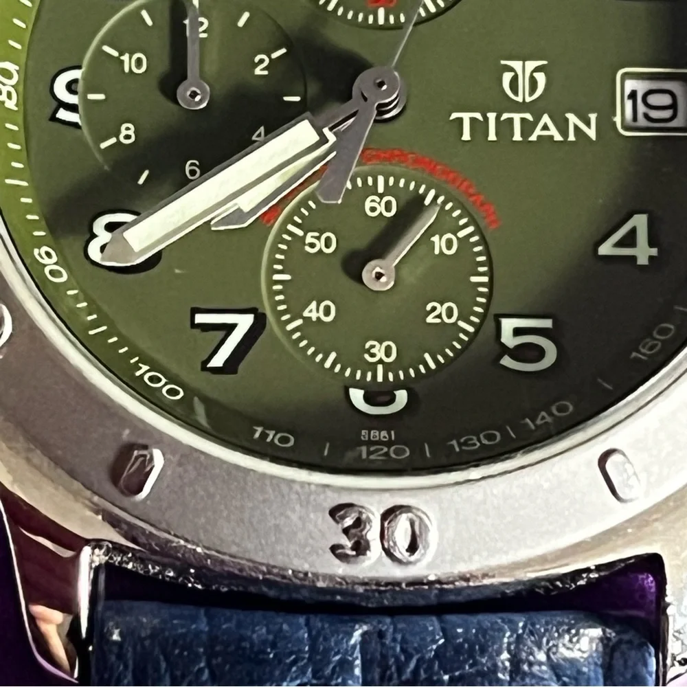 Titan Vintage Men's Water Resistant Watch
