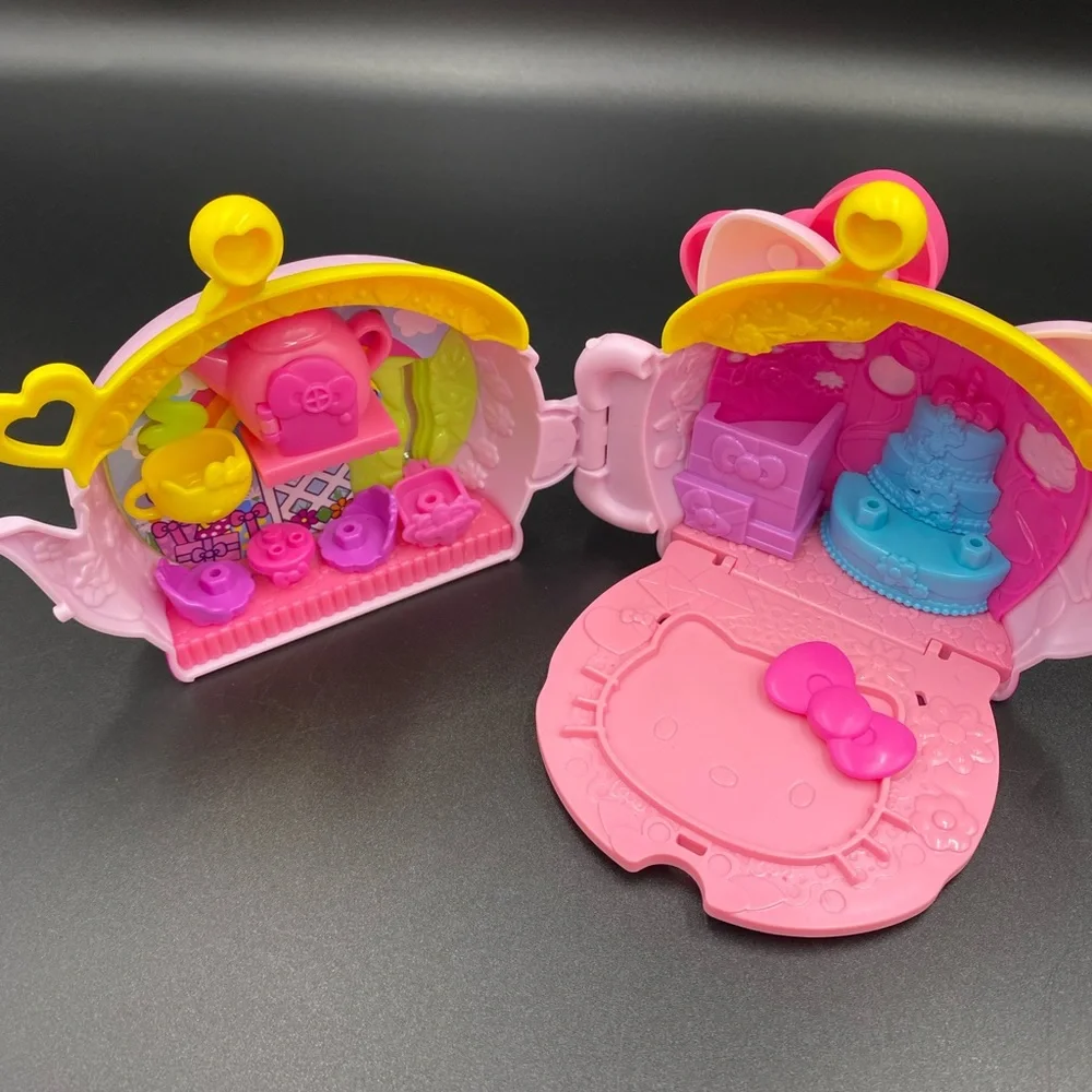 Hello Kitty euc excellent