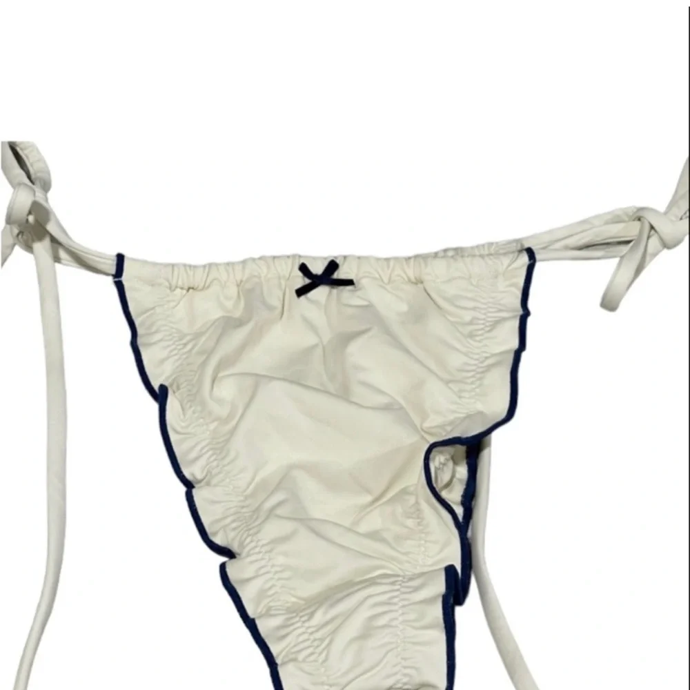 Frankies Bikinis nwt frankie’s