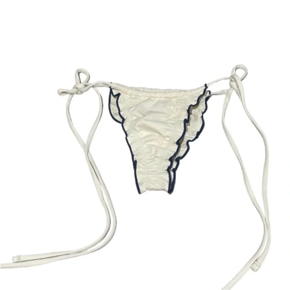 Frankies Bikinis nwt frankie’s