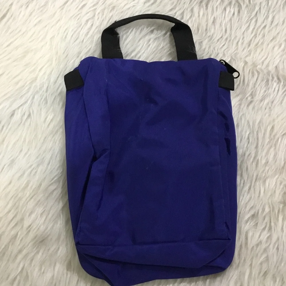L.L. Bean blue small traveling organizer zipper bag