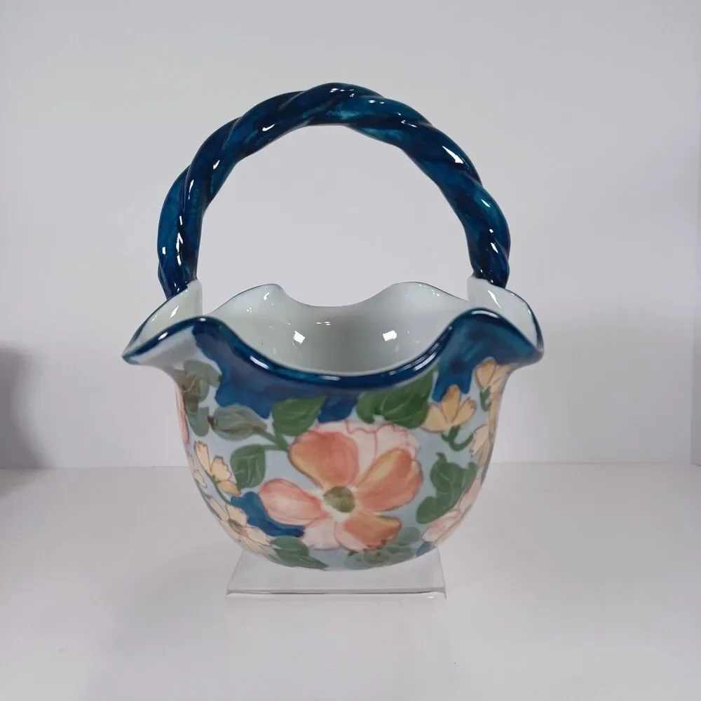Unmarked beautiful ceramic