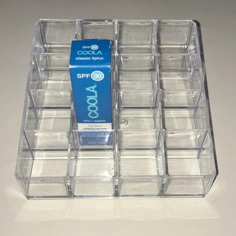 Plastic make up holder organizer!