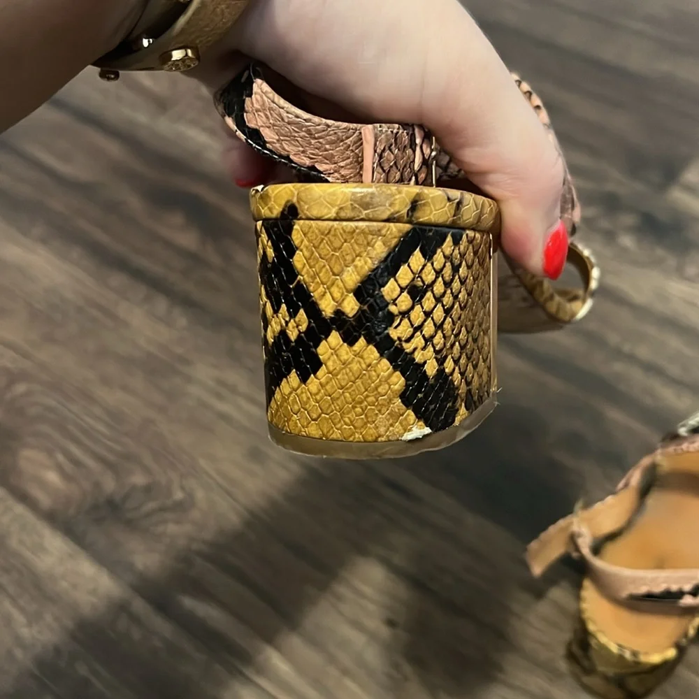 Tory Burch tory burch