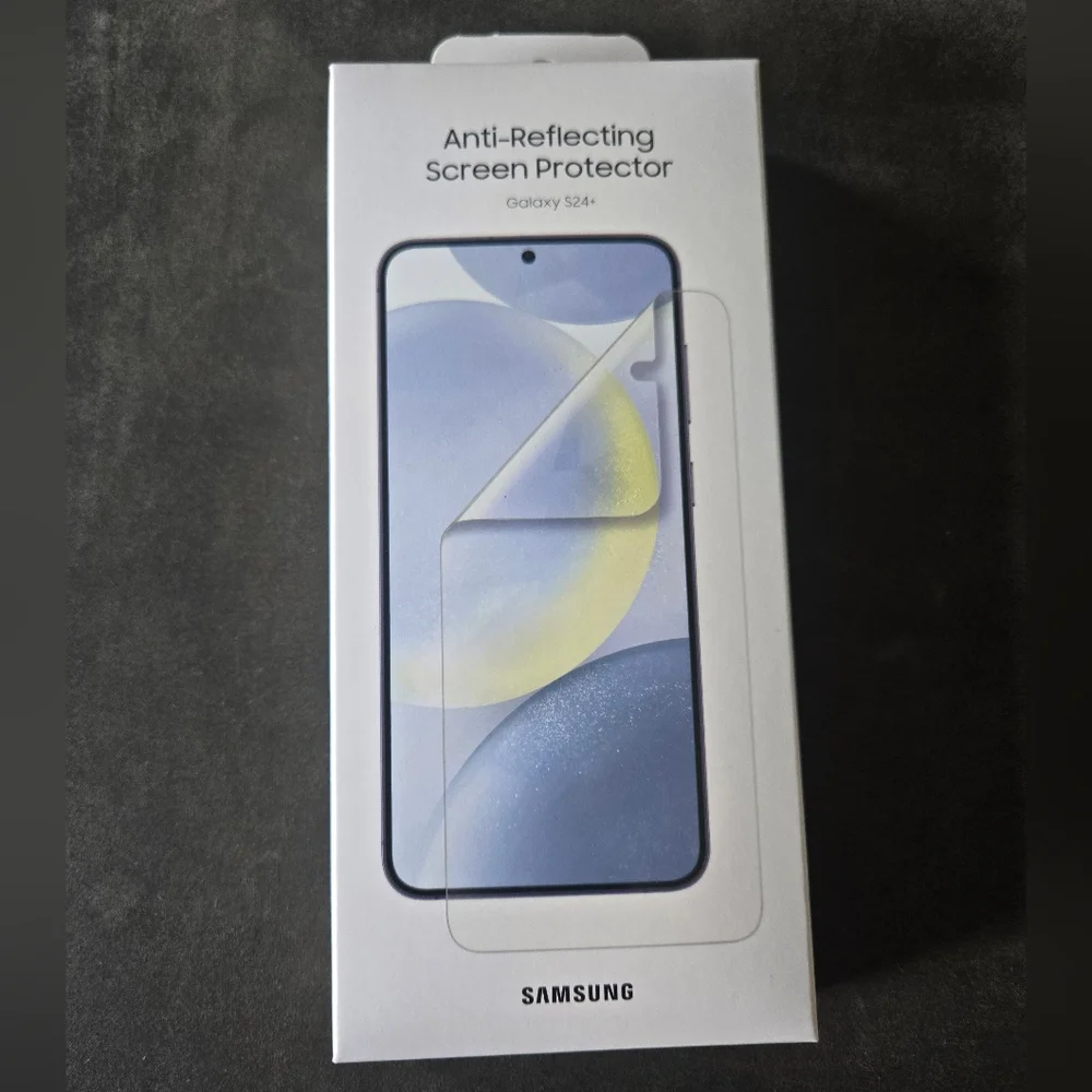 Galaxy S24+ anti-reflecting screen protector