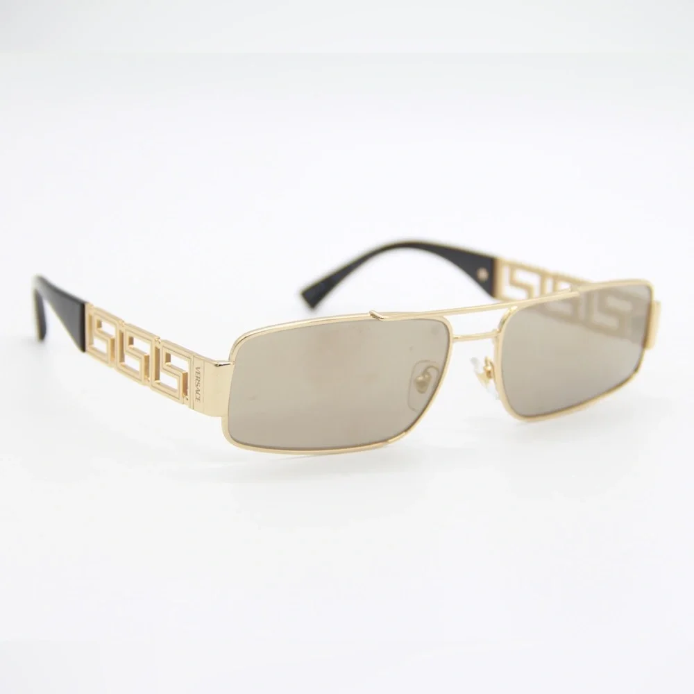Versace model ve2257