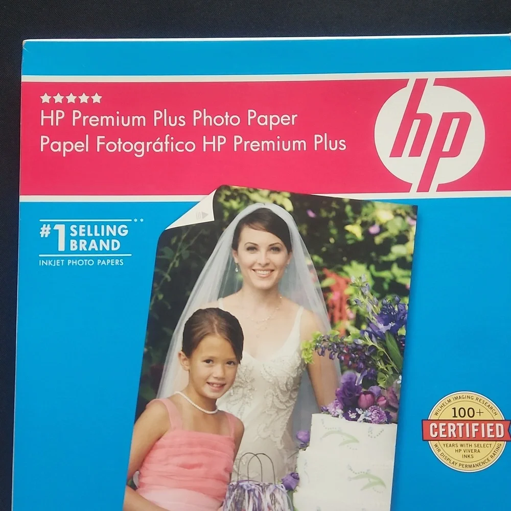 HP Premium Plus Photo Paper NWT