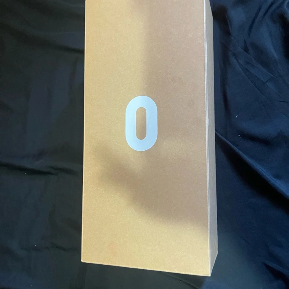 Oculus good includes