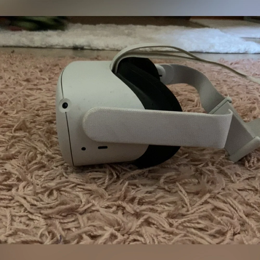 Quest 2 Advanced All-in-One VR Headset