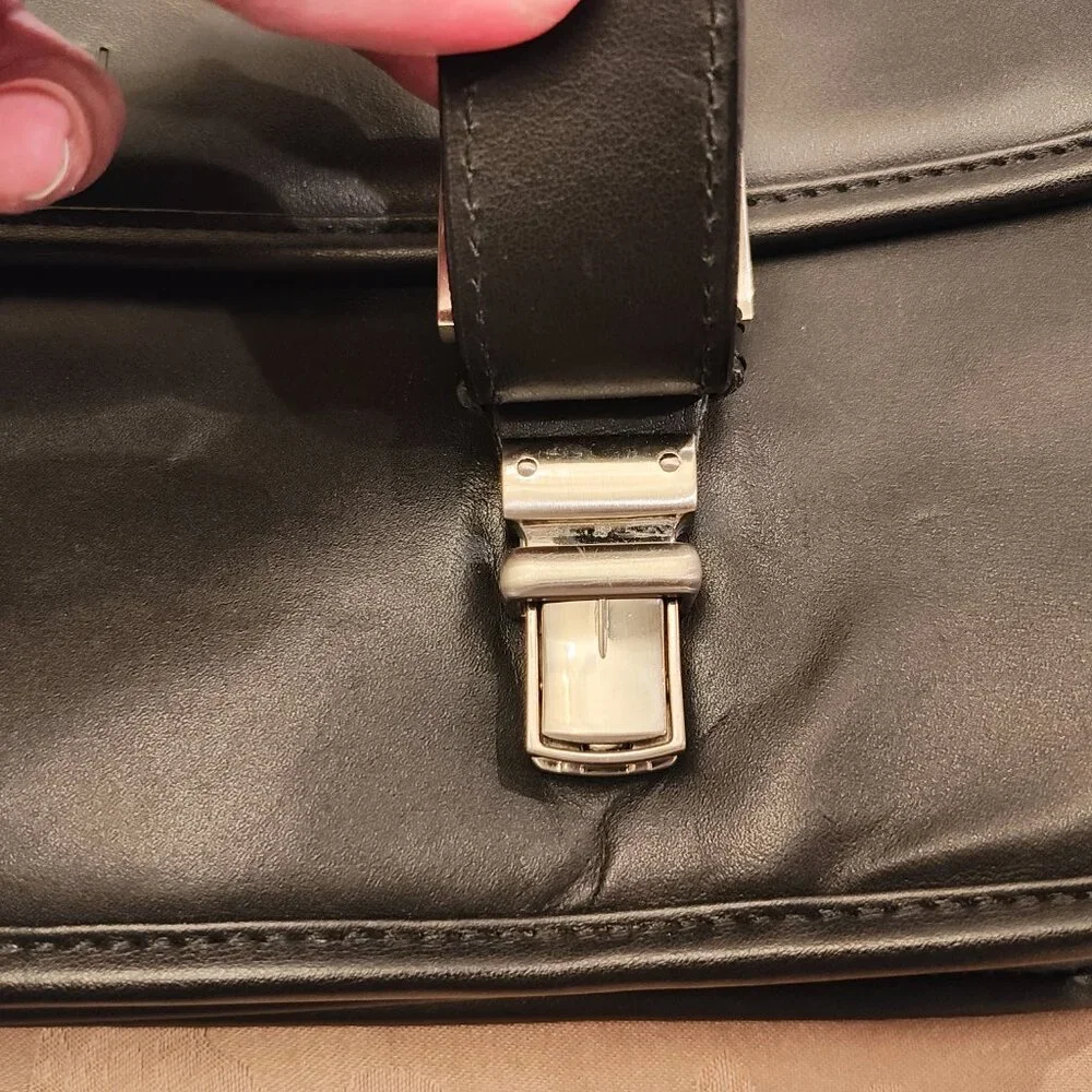 Kenneth Cole Reaction Briefcase 521885, Excellent Used Condition! (EUC)