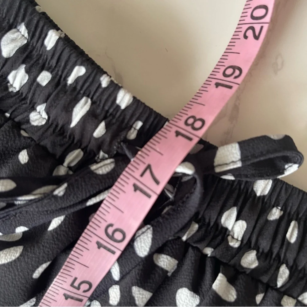 N/A measurements hem
