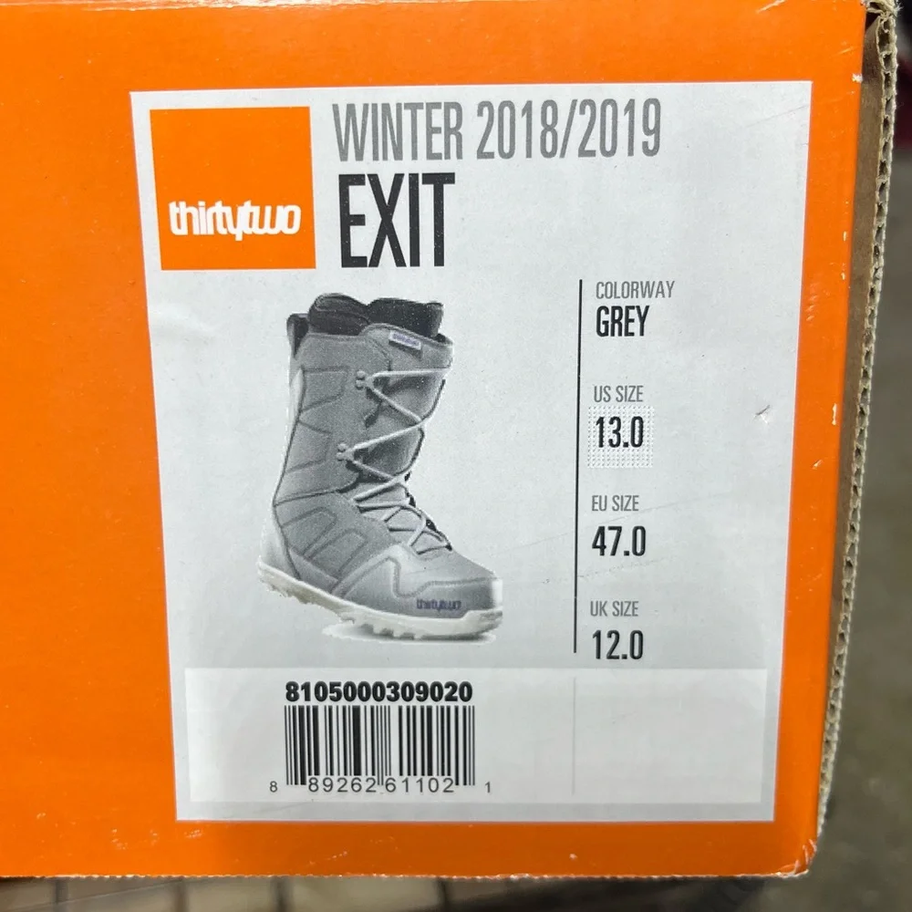 thirtytwo traditional lacing integrated