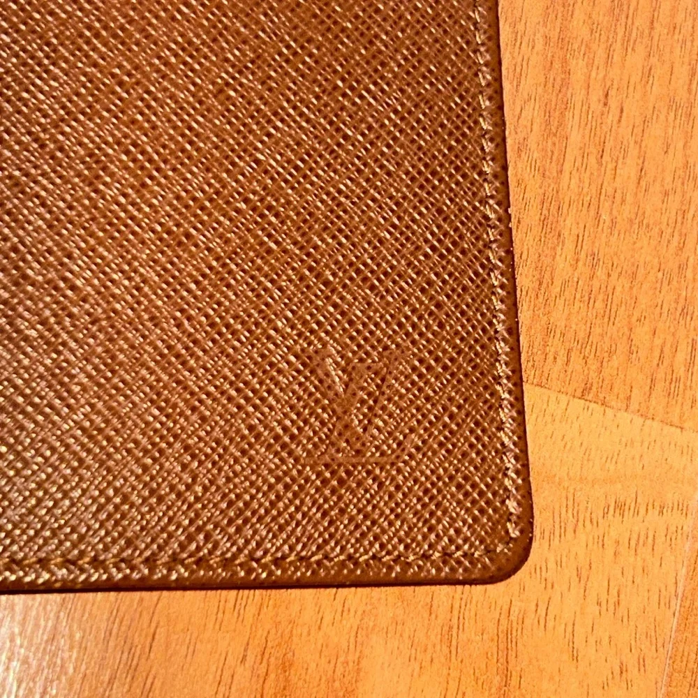 Louis Vuitton authentic louis