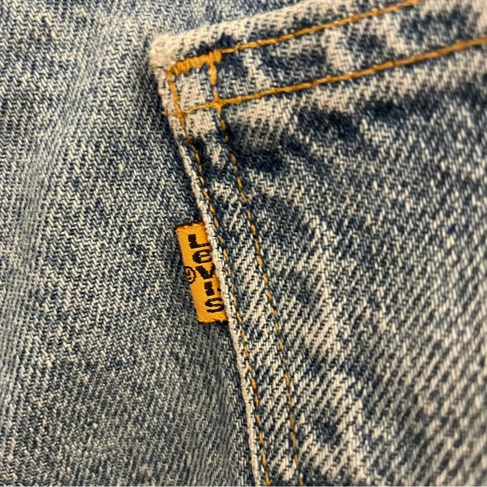 Levis vintage orange