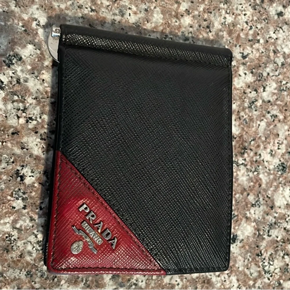 Vintage Prada Milano Dal 1913 men’s Bifold leather wallet