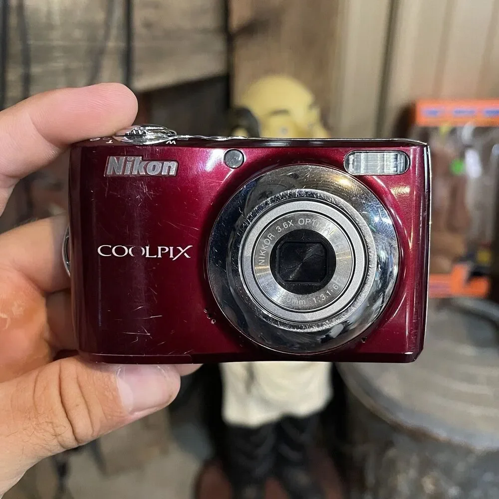 Nikon pre owned