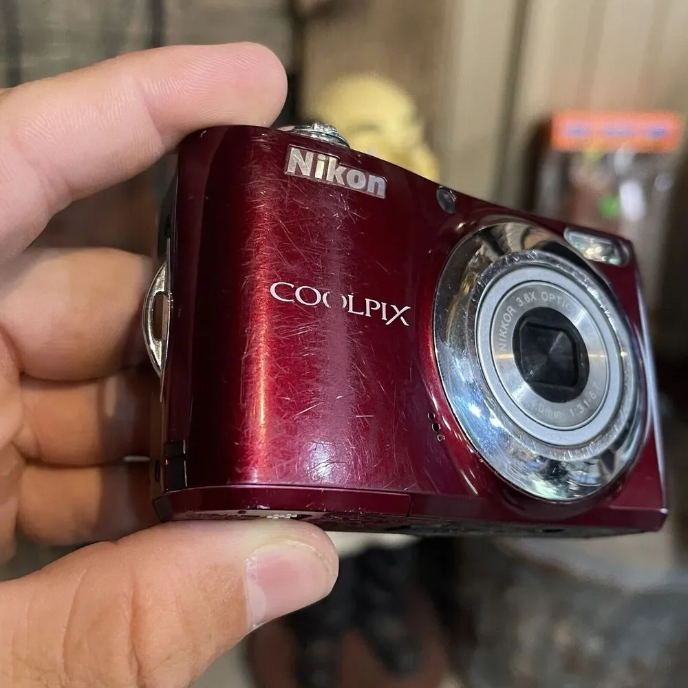 Nikon pre owned