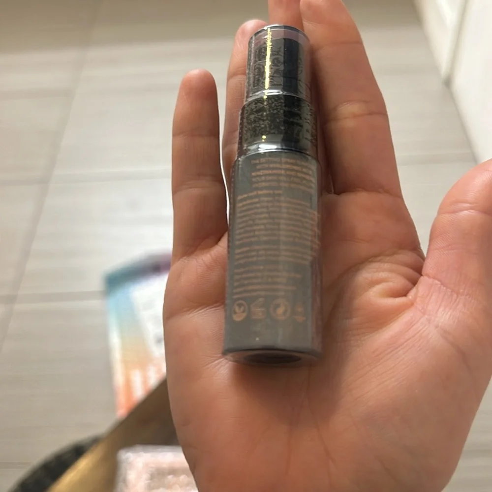 Shades By Shan - The Setting Spray