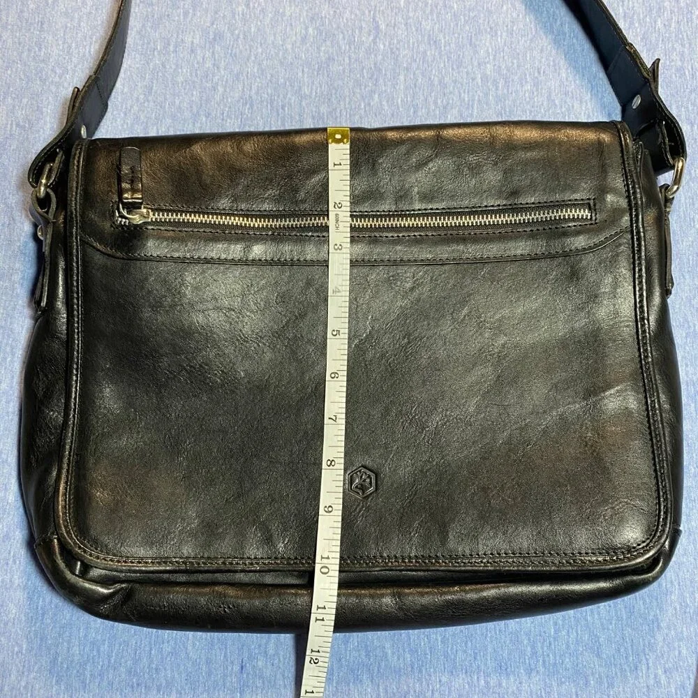 In Pell Genuine Leather 13