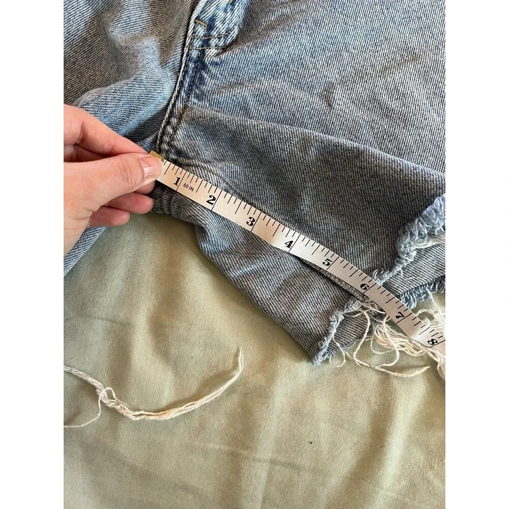 Levi's 560 Cut Off Shorts Size 36 Blue Faded Denim Baggy Y2K 6 Inches Long