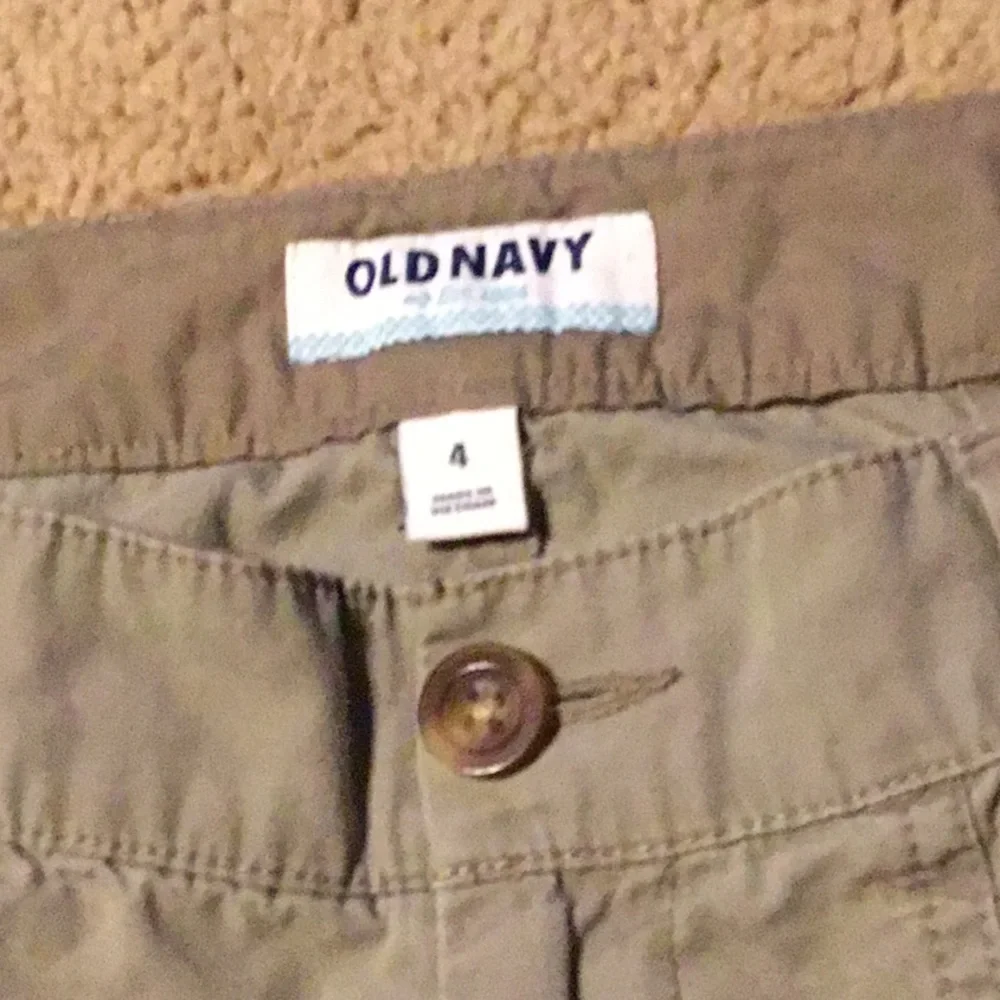 Old Navy tan cargo