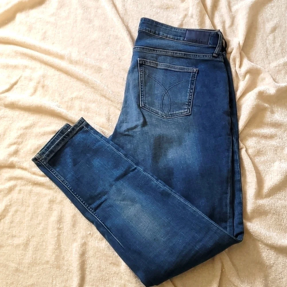 pockets jeans back
