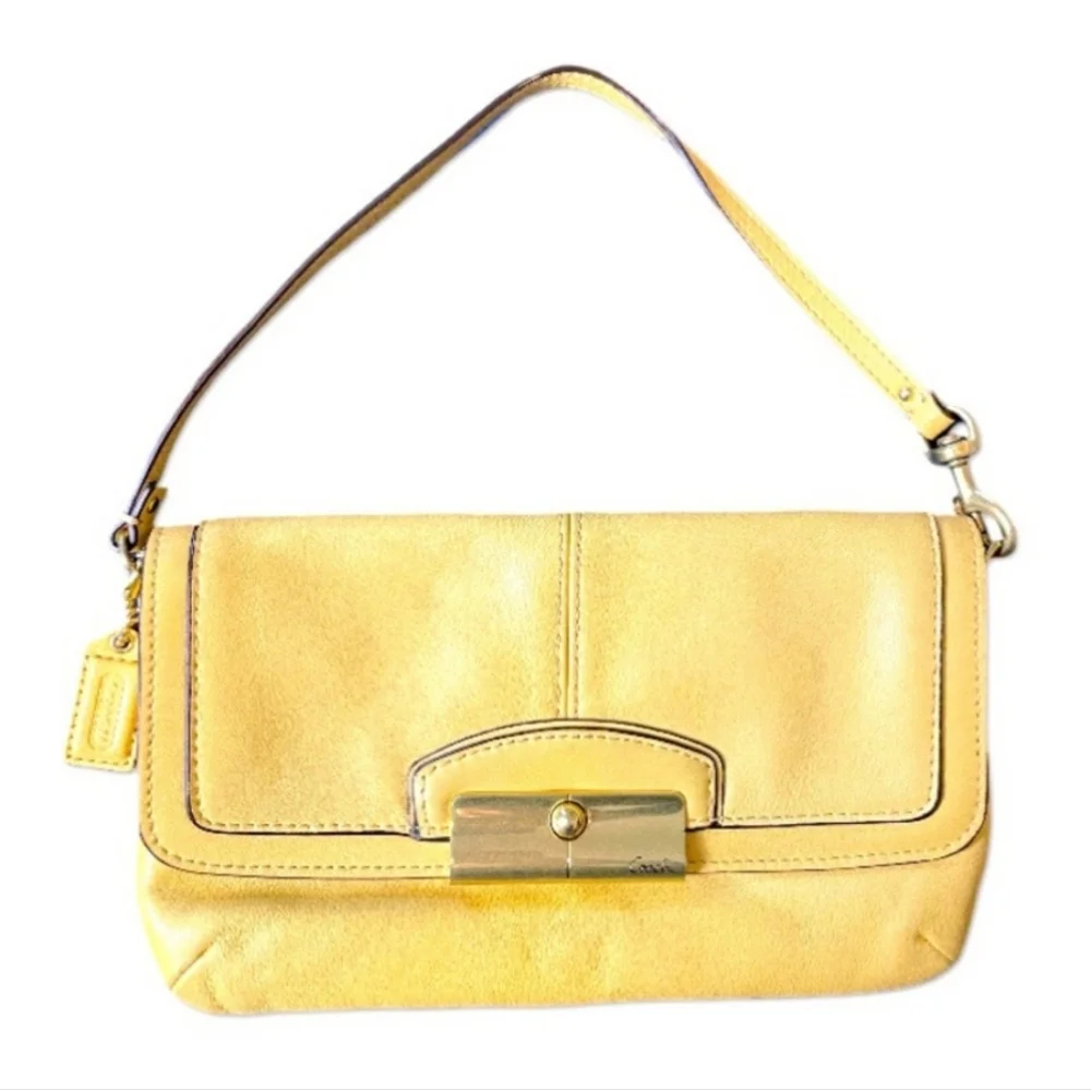 COACH KRISTEN BUTTERCUP YELLOW CONVERTIBLE WRISTLET