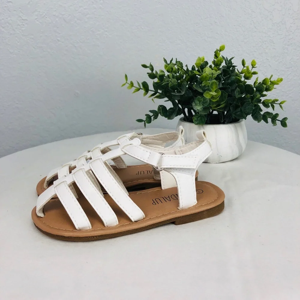 NWT WHITE VELCRO MUTLISTRAP GLADIATOR KIDS SANDALS