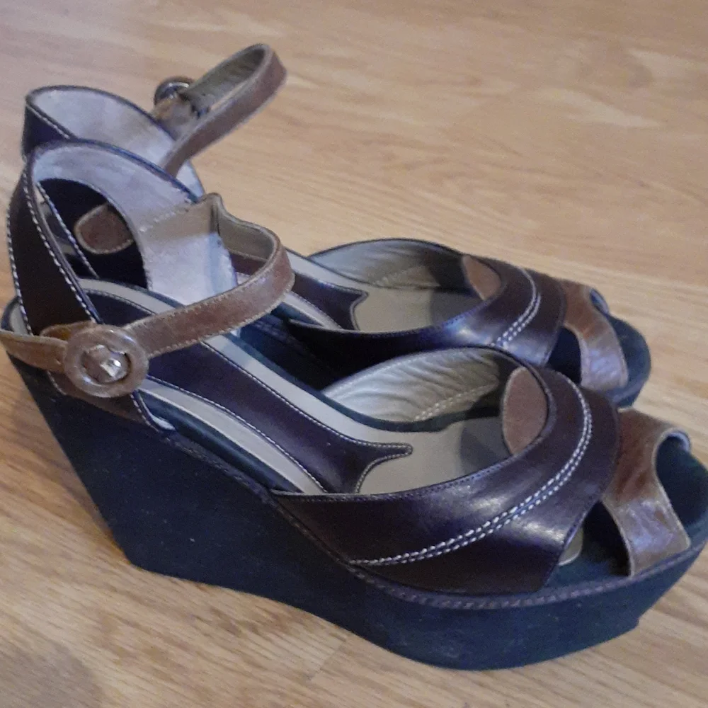 MARNI Brown Leather Platform Wedges Sandals Sz 37/7