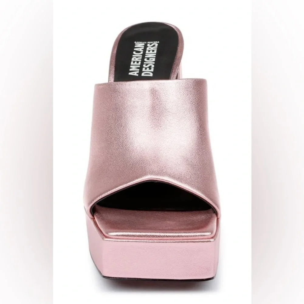 American Designers metallic color