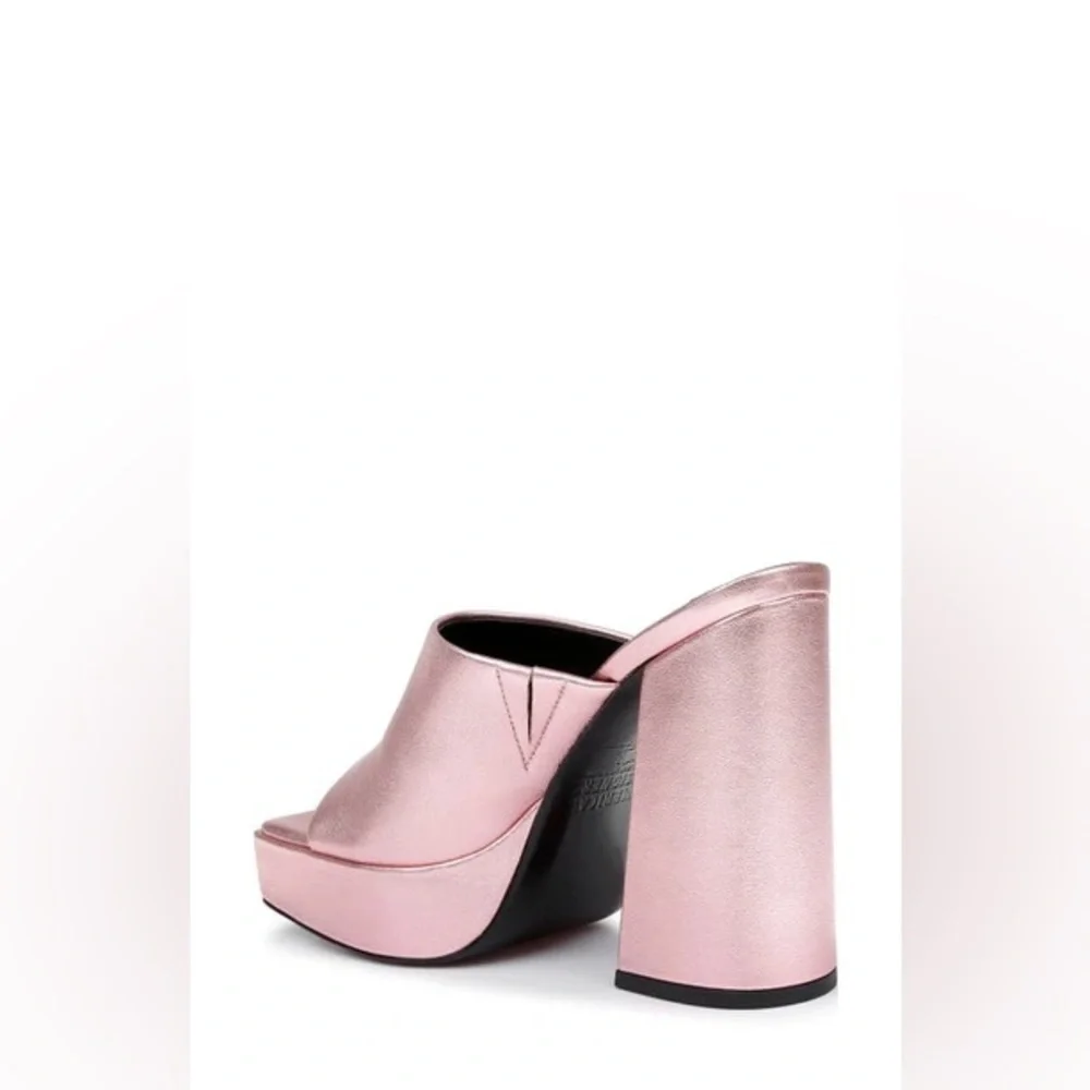 American Designers design brand bright