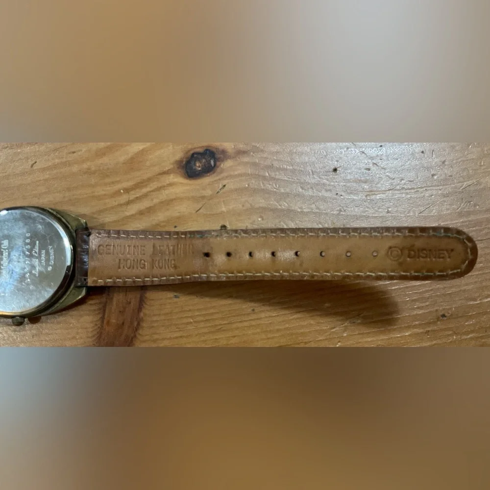 Fossil lifetime club case