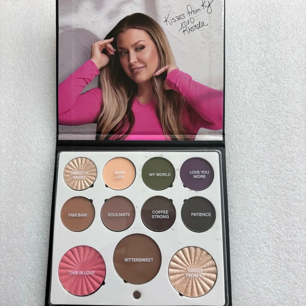 💝NIB Ofra Mini Mix Face Palette- Unconditional💝