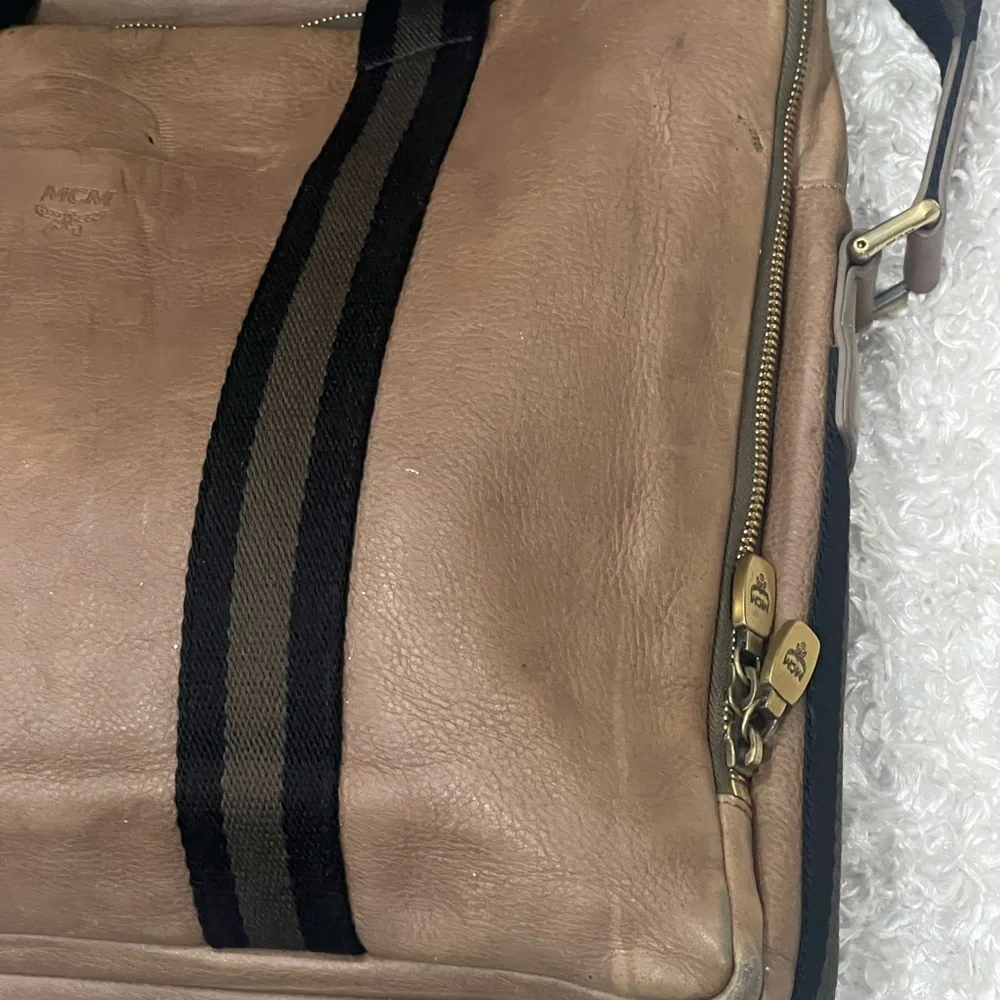 MCM briefcase messenger