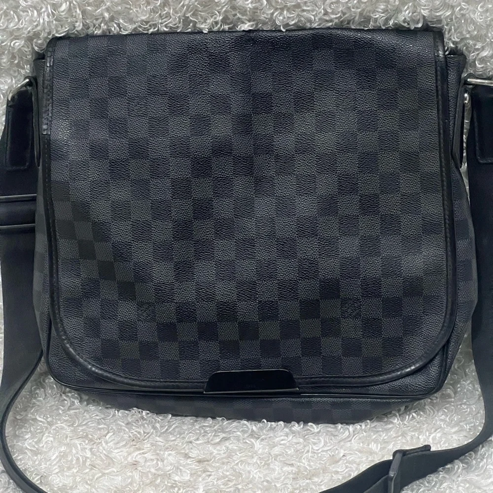 Louis Vuitton Damier Graphite Daniel GM