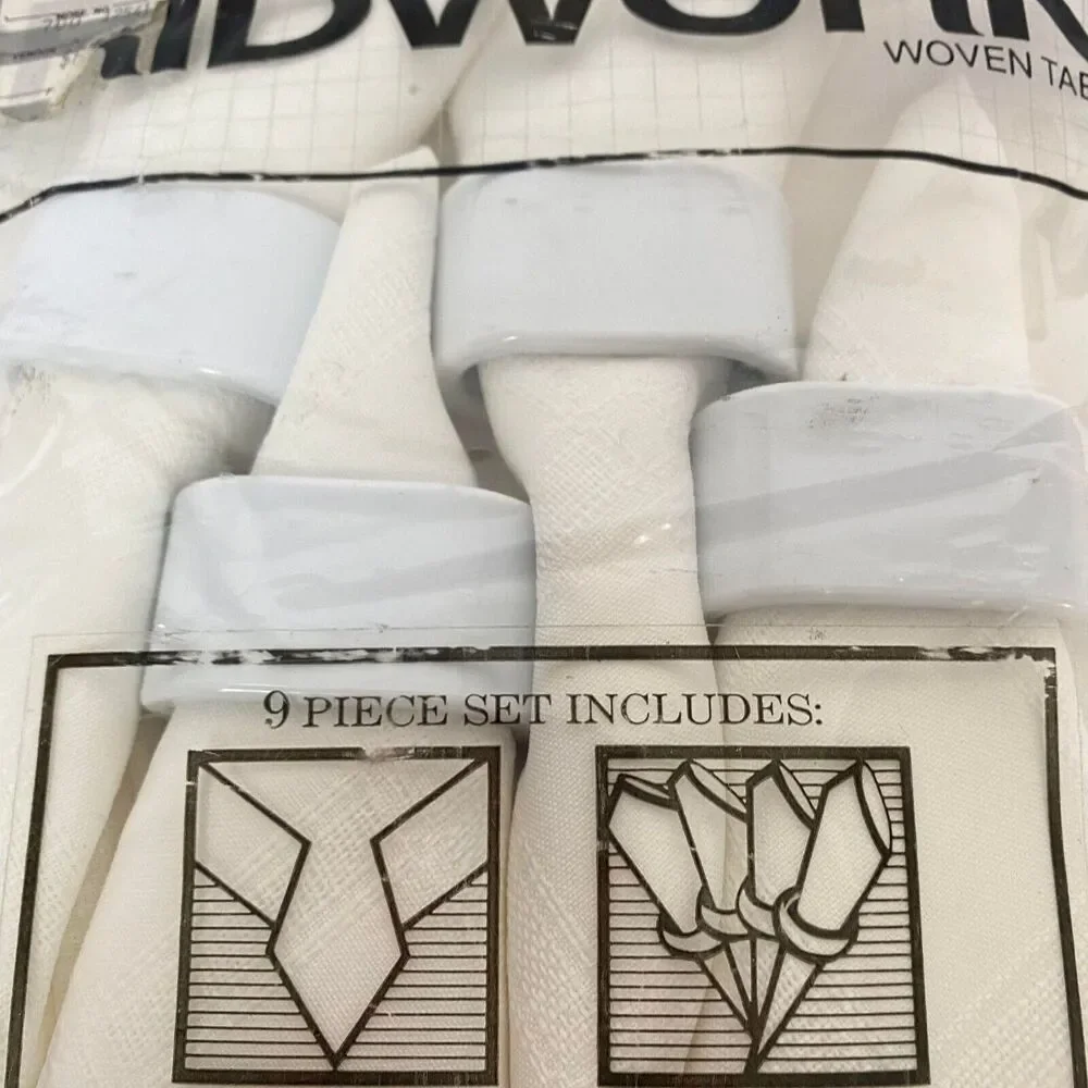Tablecloth 4 napkins & 4 Rings Vintage BARDWIL White Oblong 60”x102” Woven NOS