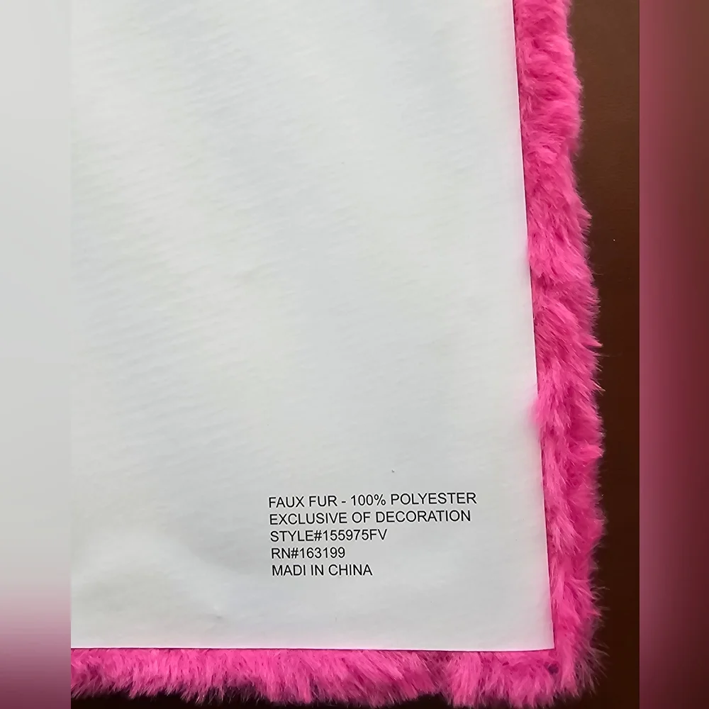 NWOT hot pink fuzzy faux fur lined paged notebook for Halloween goth festive