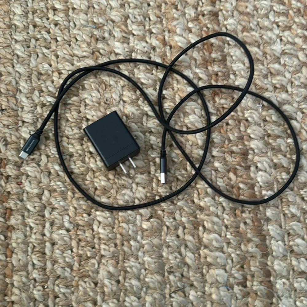 4 IN 1 USB CHARGER BLACK UCSB CORD BLACK BUNDLE