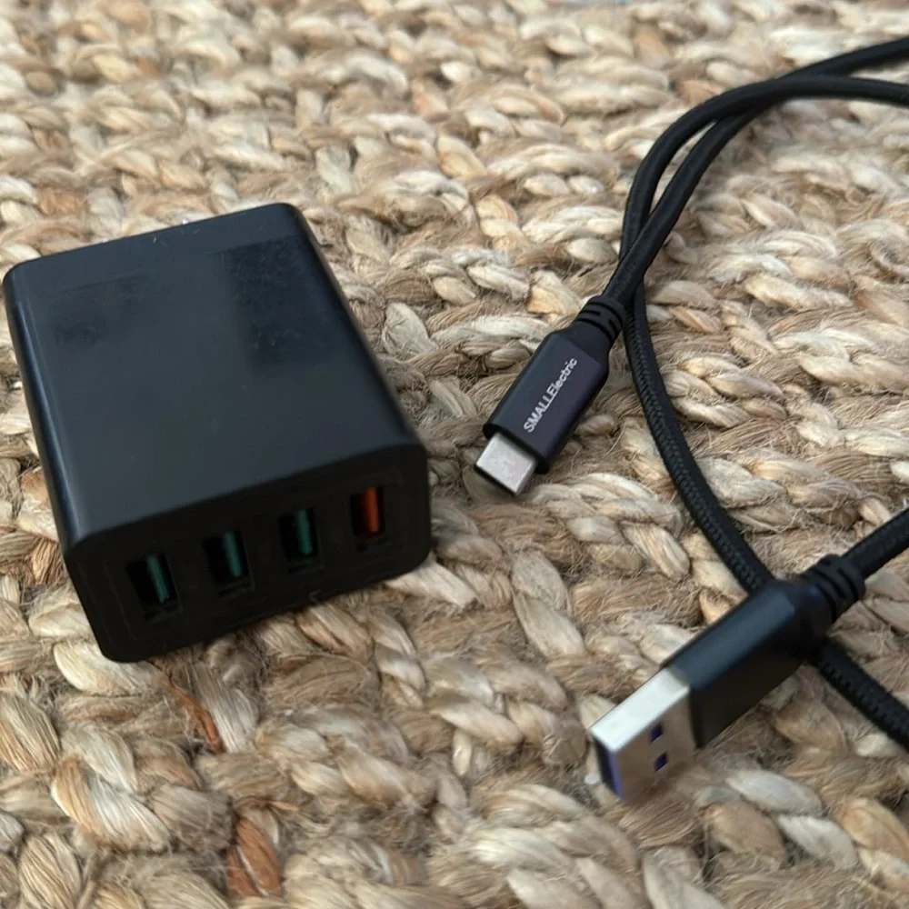 4 IN 1 USB CHARGER BLACK UCSB CORD BLACK BUNDLE