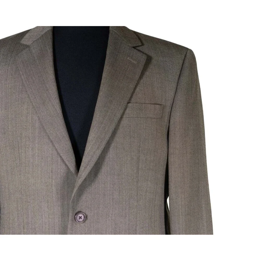Ralph Lauren “in excellent