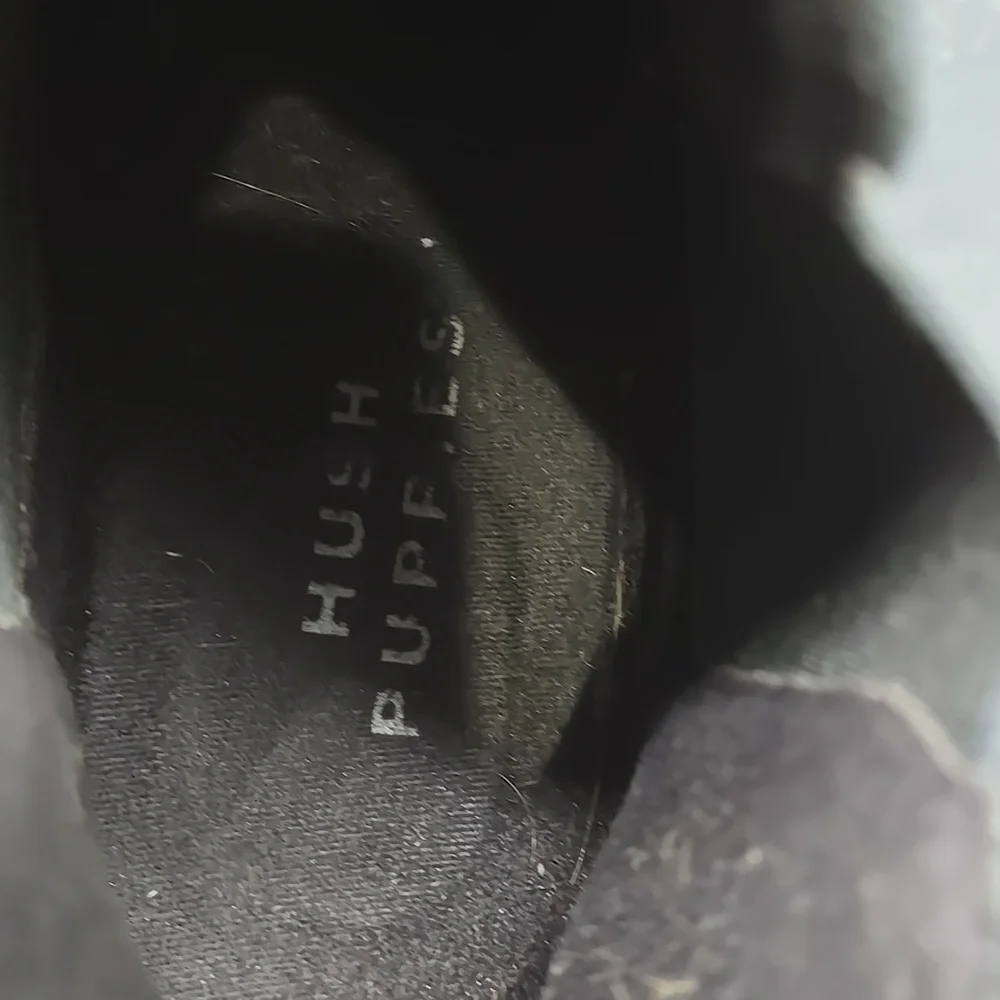 Hush Puppies good light