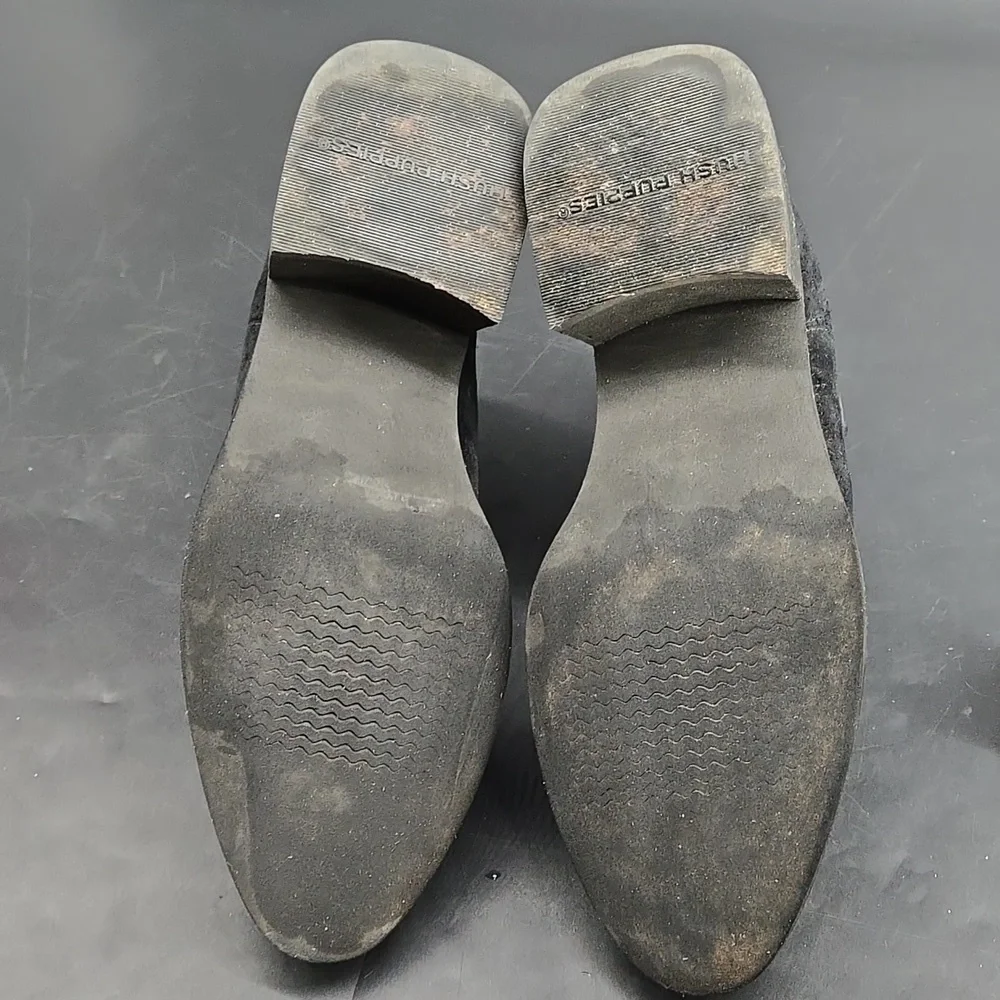 Hush Puppies good light