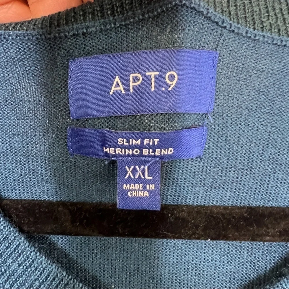 Apt. 9 color blue