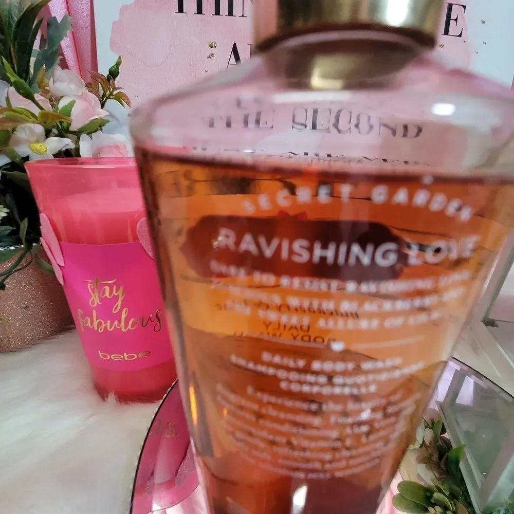 Victoria's Secret RAVISHING LOVE  Body Wash   8.4 fl   Oz New
