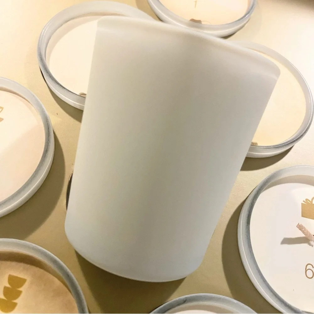 Crate & Barrel Holiday Christmas Candle DRUMMERS DRUMMING 2.68oz
