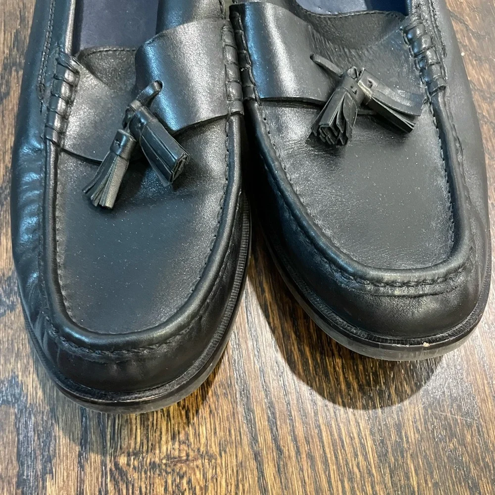 Cole Haan see photos