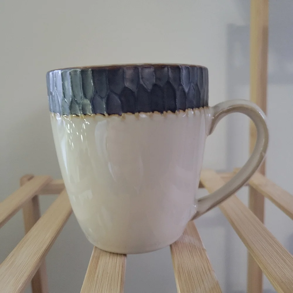 Crate&Barrel Scavo Dinnerware Coffee Tea Cups Mugs Set of 4 Retired Pattern